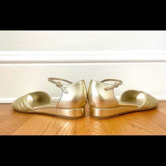 Golden Bandolino Sandal with Mini Wedge - Picture 5 of 6